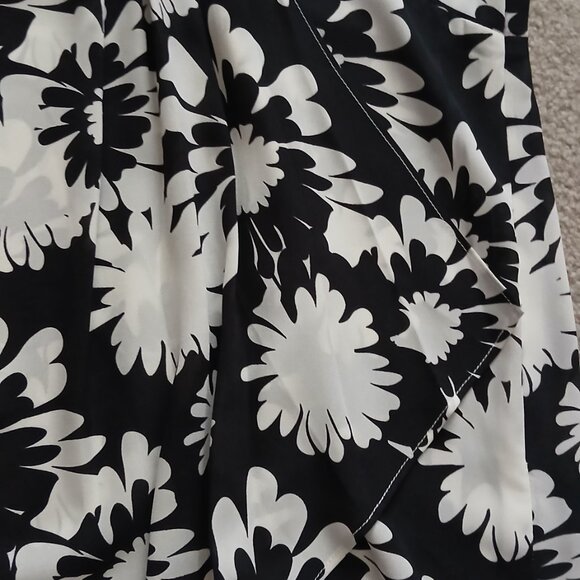 Nicole Miller Dress - Picture 8 of 11